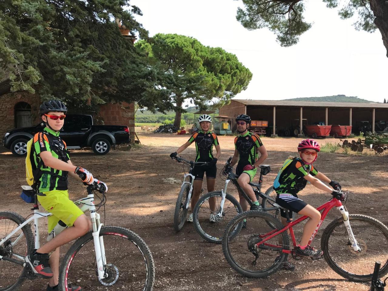 Agriturismo Bike Hotel Podere Giarlinga Massa Marittima Esterno foto